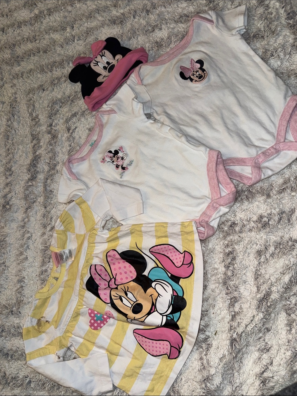 Disney Minnie Mouse Baby Set - White, Pink & Yellow